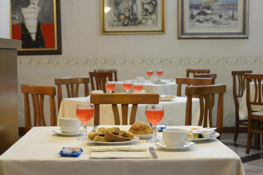 Hotel Europa Norcia Ngoại thất bức ảnh