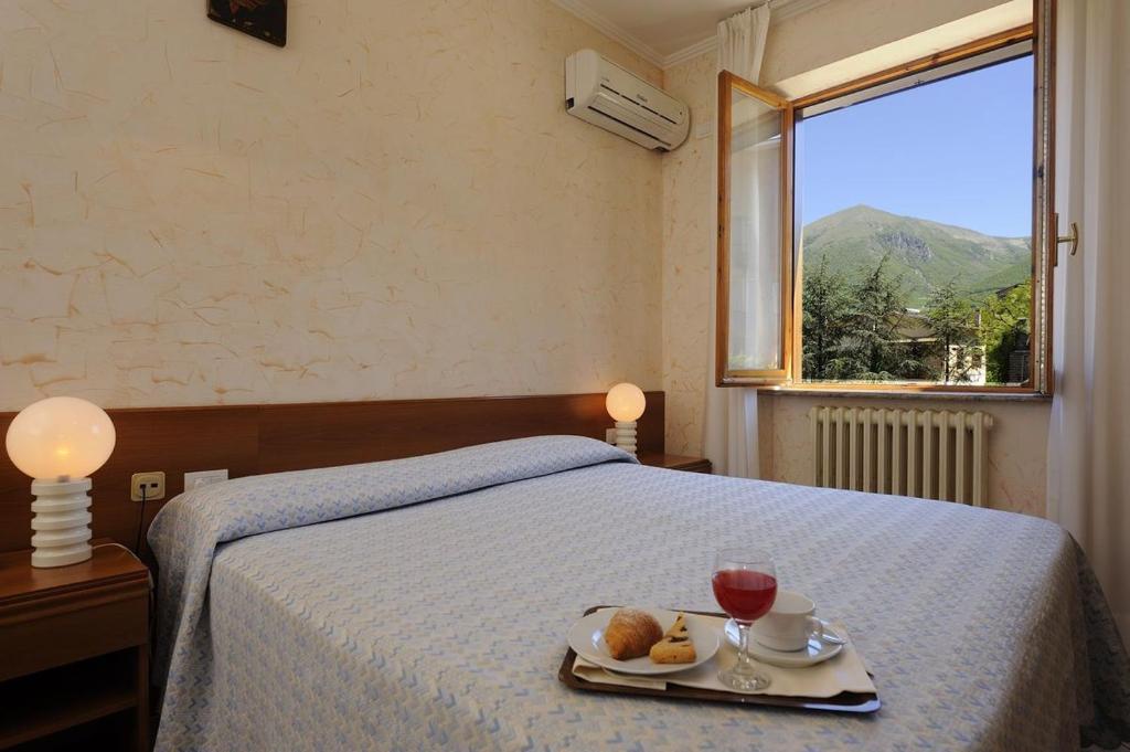 Hotel Europa Norcia Phòng bức ảnh